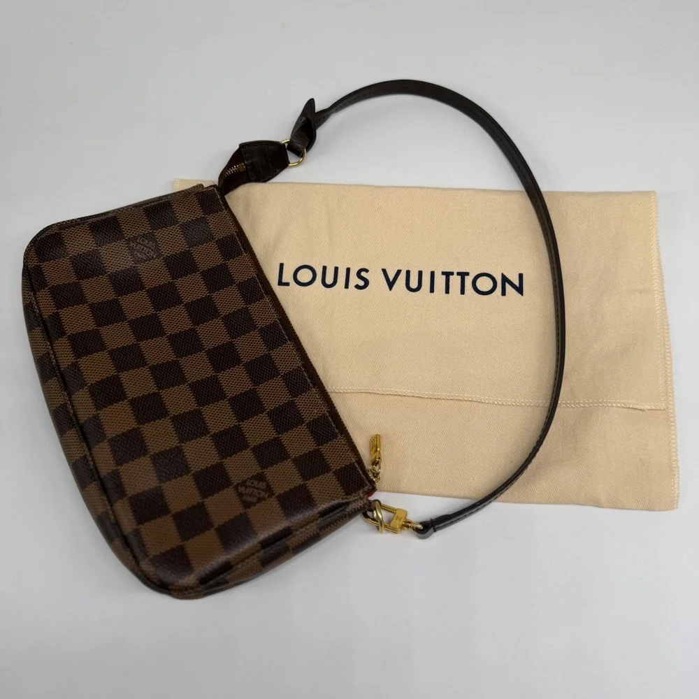 Auth Louis Vuitton Damier Pouchette Accessories Brown Checker small shoulder bag - Picture 4 of 13